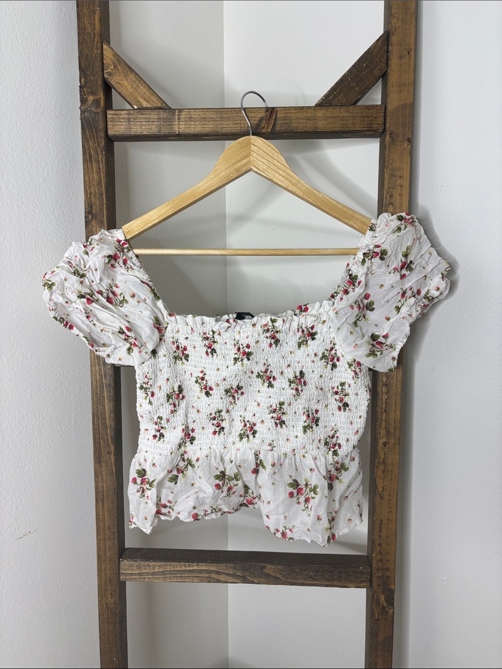 J. Crew White Smocked Floral Puff Sleeve Crop Top Size S